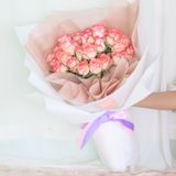  Pink Roses Bouquet 