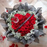  Heart Rose Bouquet 