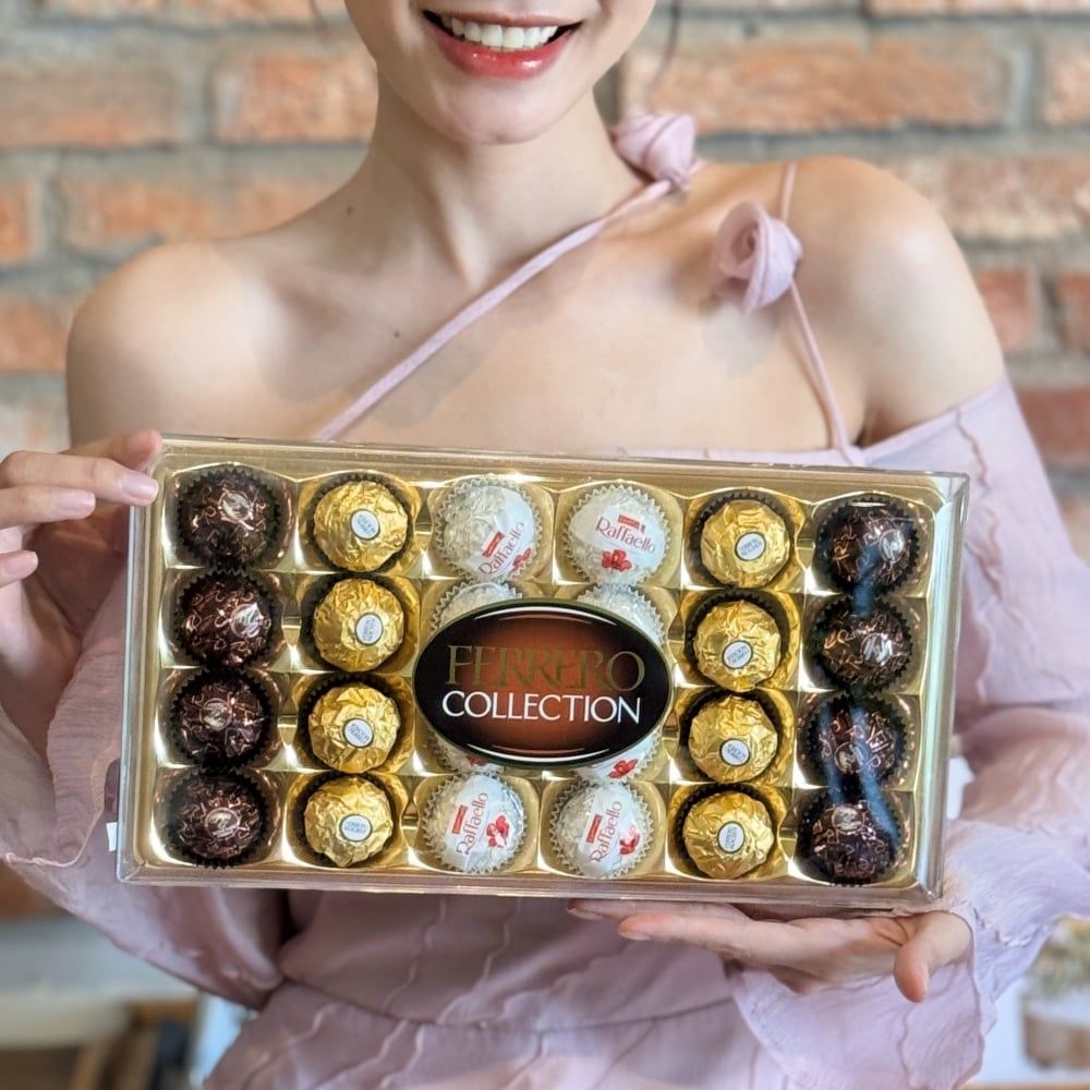  Ferrero Rocher Chocolates 