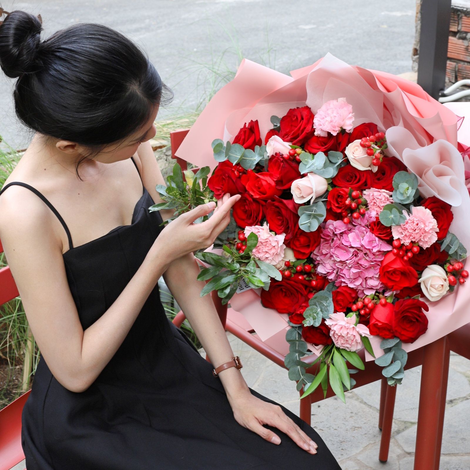  Romantic Harmony Bouquet 