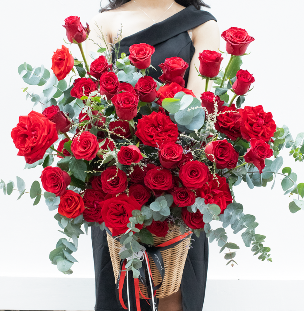  Basket Of Red Roses XL 