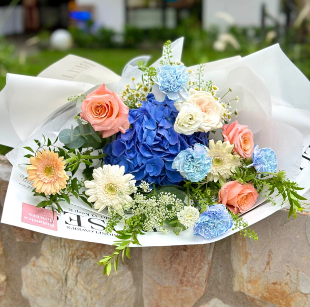  Bó Hoa Cẩm Tú Cầu Màu Xanh Hiện Đại 