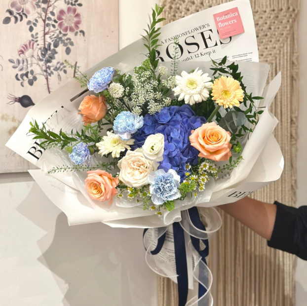  Modern Blue Hydrangea Mix Bouquet 