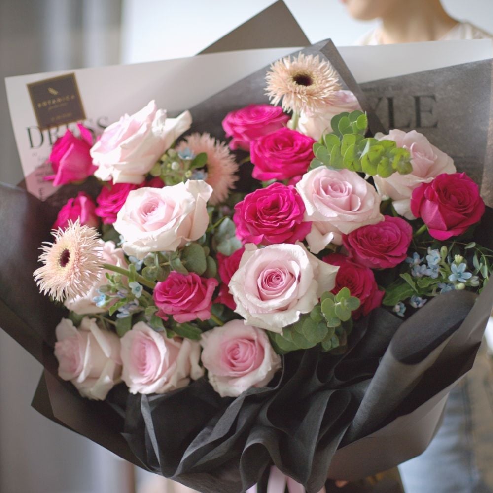  Special Ecuadorian Rose Bouquet 