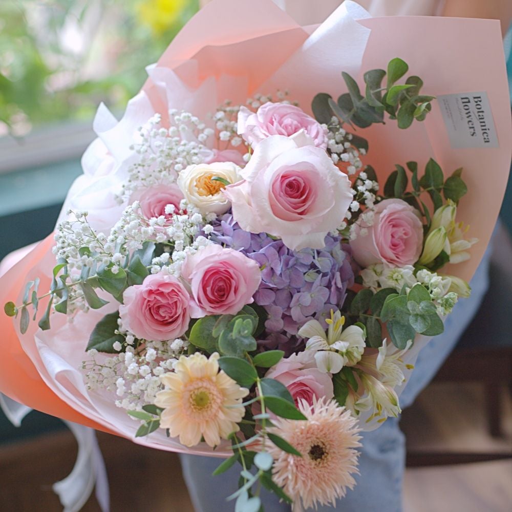  은은한 핑크빛 향기 