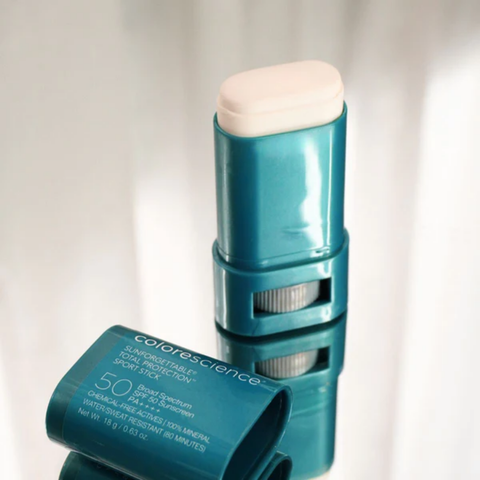 Thanh Lăn Chống Nắng Dạng Sáp SPF 50 Colorescience Sport Stick – Chống Trôi Mồ Hôi 18gr