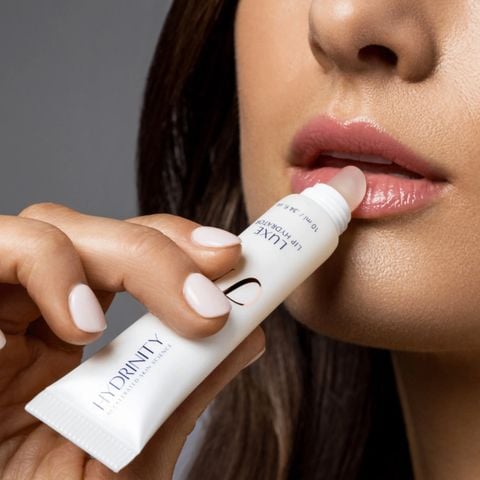 Son Dưỡng Môi Hydrinity Luxe Lip Hydrator Dưỡng Môi Mềm Mượt, Giảm Nếp Nhăn 10ml