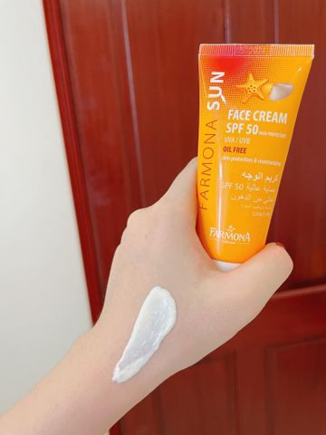 Farmona Sun Face Cream SPF50 Oil Free - Kem Chống Nắng Cho Dầu Mụn 50ml