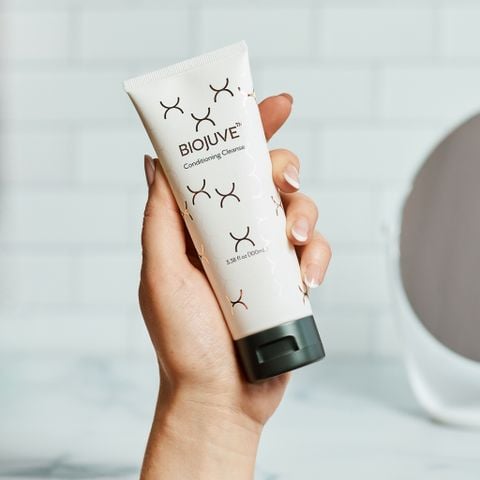 Gel Rửa Mặt BIOJUVE Conditioning Cleanse Cân Bằng Da 100ml