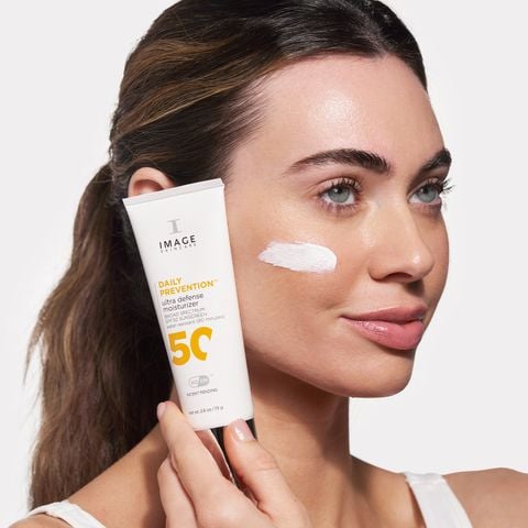IMAGE Skincare Ultra Defense Moisturizer SPF 50 73g Kem chống nắng