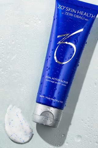 ZO SKIN HEALTH DUAL ACTION SCRUB - Kem tẩy da chết
