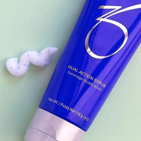 ZO SKIN HEALTH DUAL ACTION SCRUB - Kem tẩy da chết