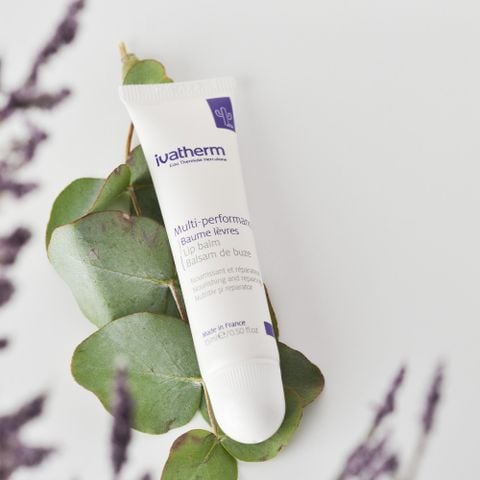 Ivatherm Lip Balm - Son Dưỡng Môi Mềm Xinh, Căng Mọng 15ml