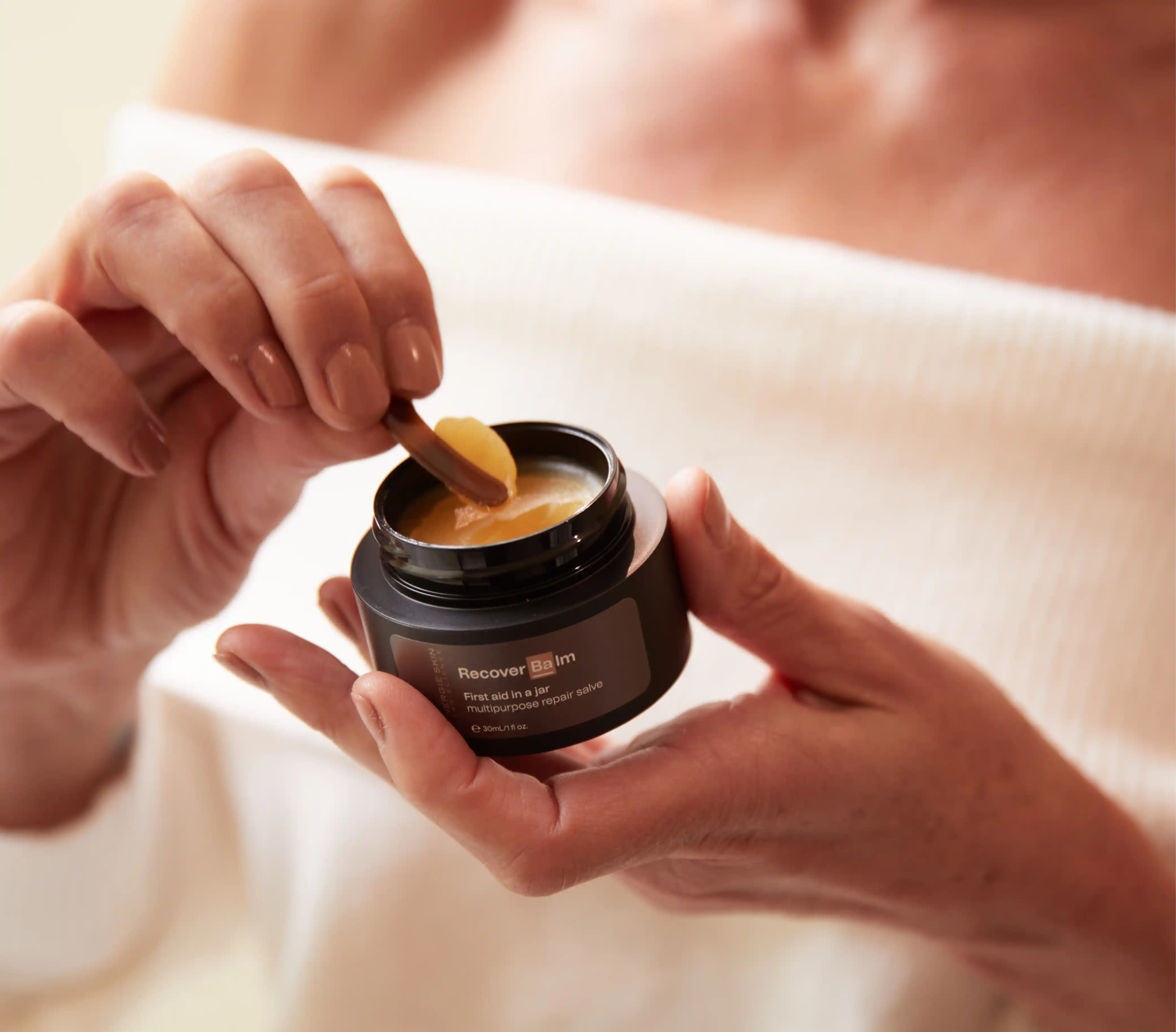 Synergie Skin Recover Balm – Kem làm lành thương, phục hồi da sau điều trị xâm lấn 30ml