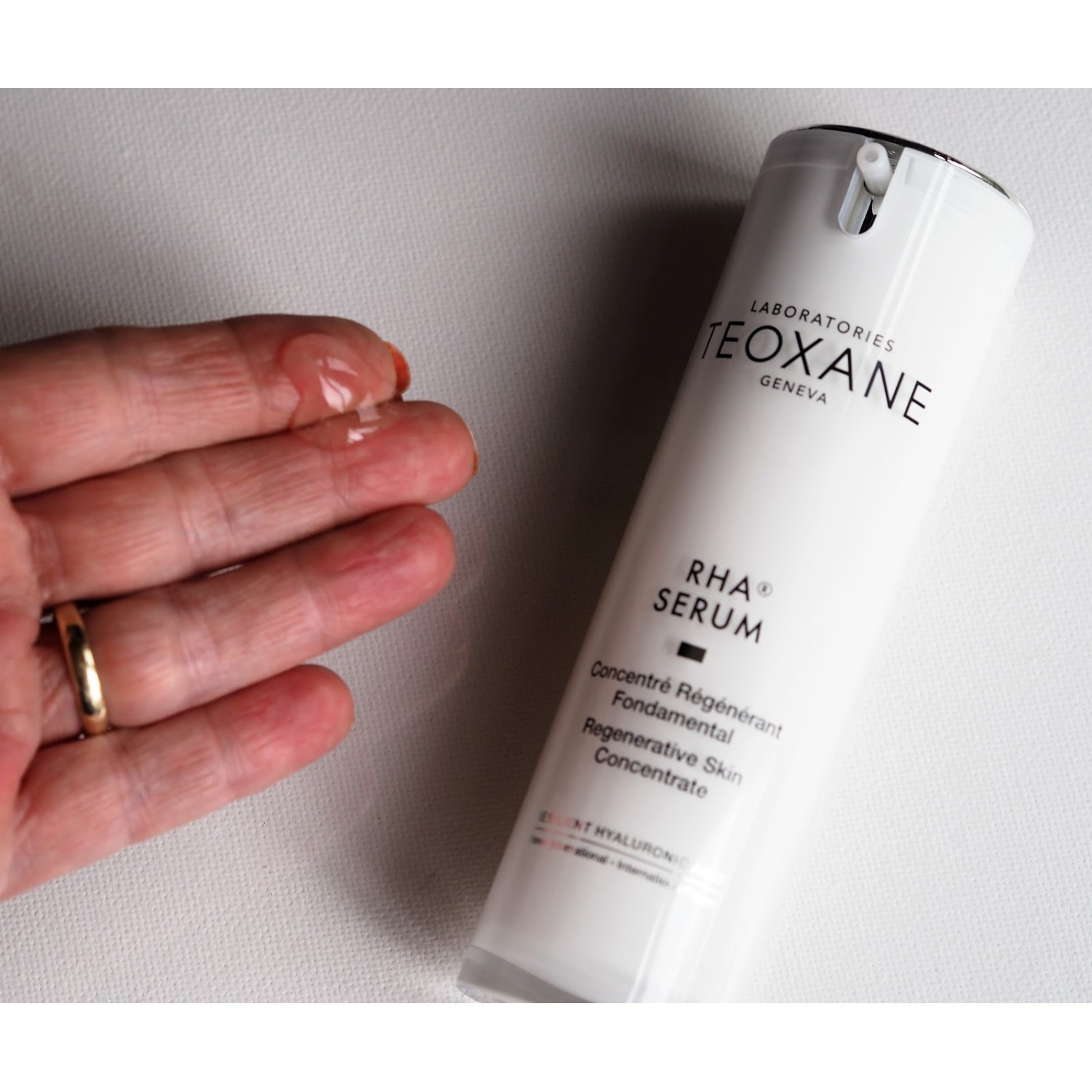 Teoxane RHA Serum 30ml - Serum dưỡng ẩm và trẻ hóa da