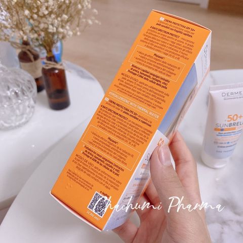 Dermedic SUNBRELLA Sun Protection Cream Skin With Fragile Capillaries SPF 50+ - Kem Chống Nắng Cho Da Mẩn Đỏ, Giãn Mao Mạch 50ml