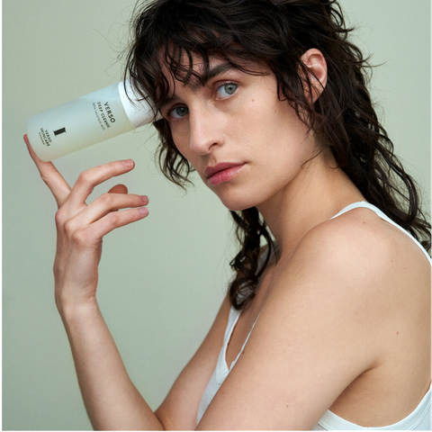 Verso Deep Cleanse – Gel Rửa Mặt BHA Làm Sạch Sâu, Giảm Mụn, Cân Bằng Dầu Nhờn Cho Da Dầu Mụn 150ml