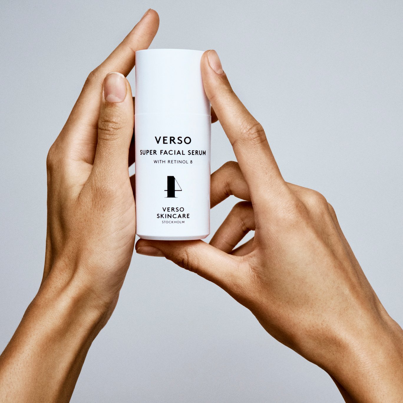 Verso Super Facial Serum – Serum Retinol 8 Trẻ Hóa Da, Giảm Nếp Nhăn, Làm Mịn & Căng Da 30ml