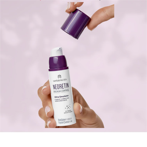 Nhũ tương Neoretin Discrom Control Ultra Emulsion chống lão hoá, cải thiện sắc tố da 30ml