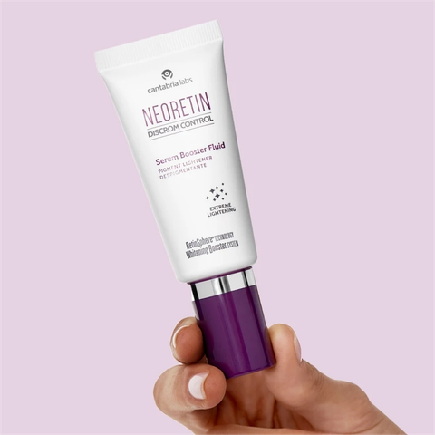 Tinh chất NeoRetin Discrom Control Serum Booster Fluid giúp tái tạo và làm sáng da 30ml