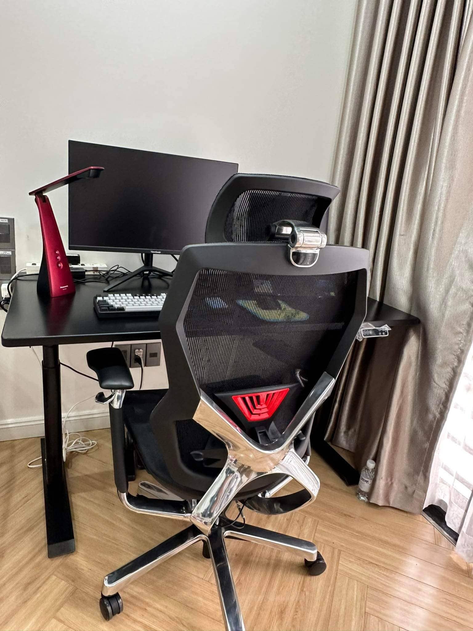  Ghế Công Thái Học Ergonomic X-Men Xeno - Màu Đen (Có kê chân) 