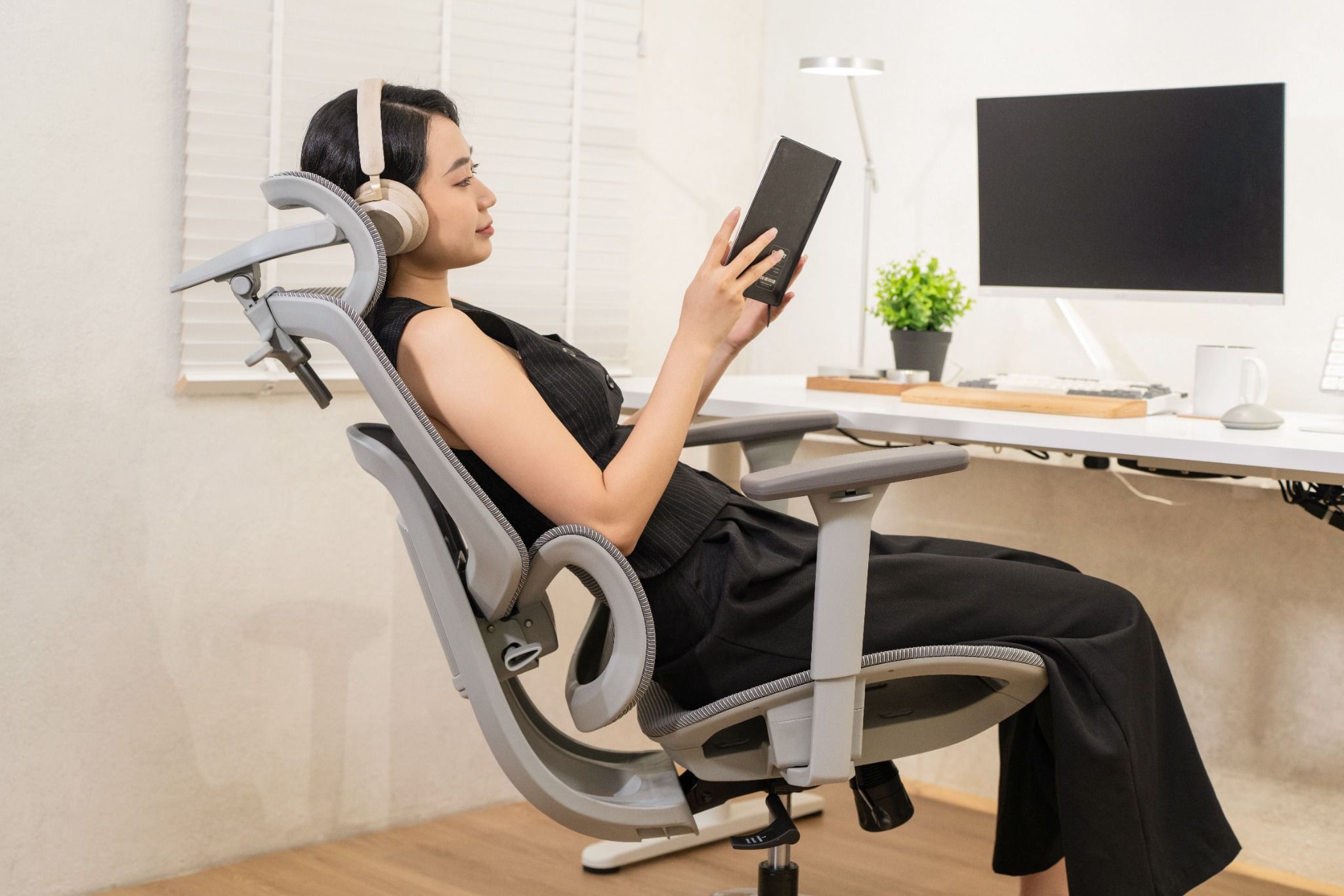  Ghế công thái học Gami Metic 