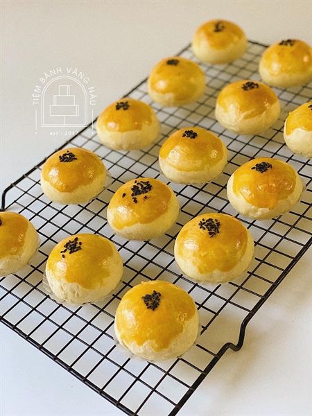  Bánh lava trứng muối chảy 