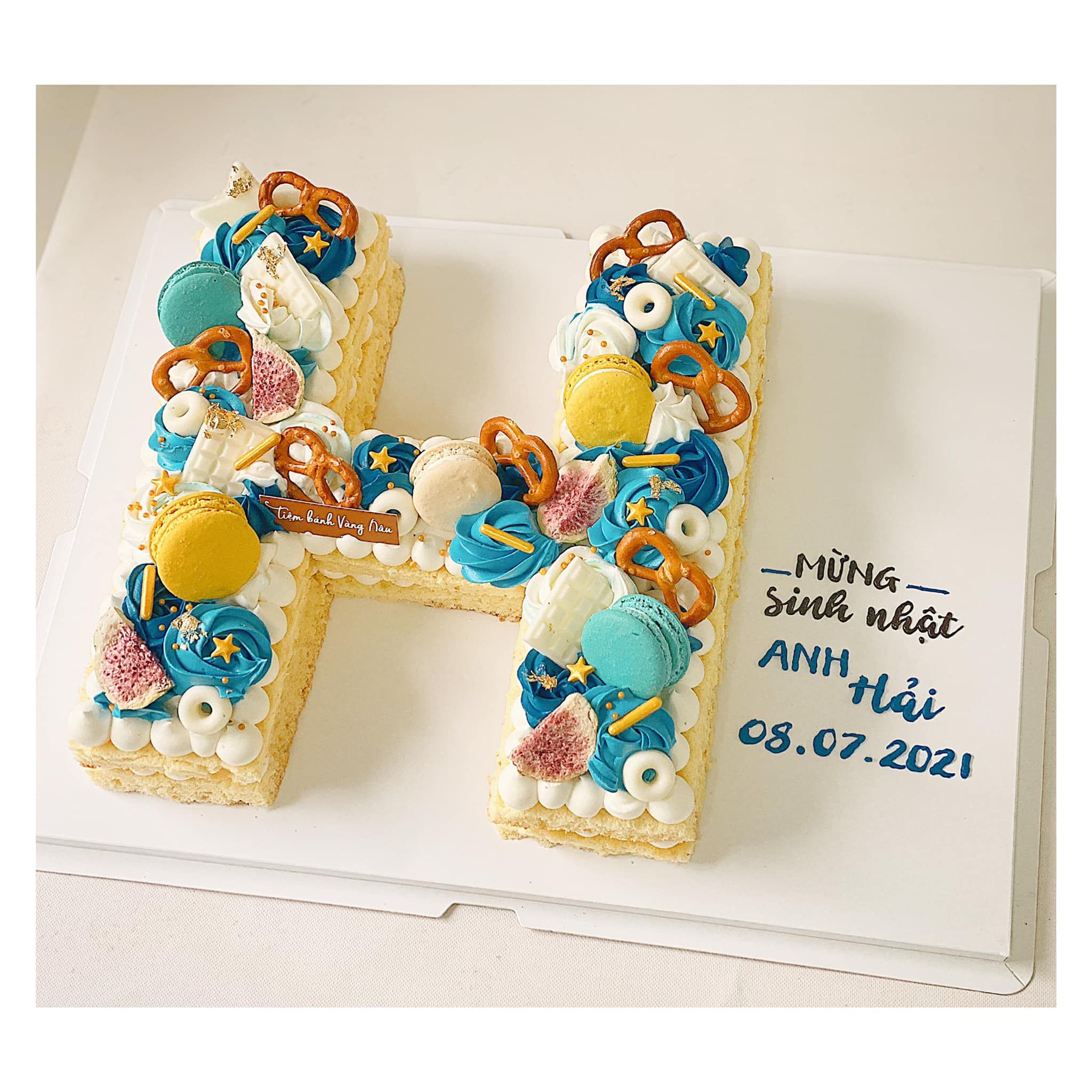  ALPHABET CAKE 