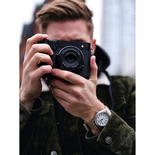 FUJIFILM GFX100RF