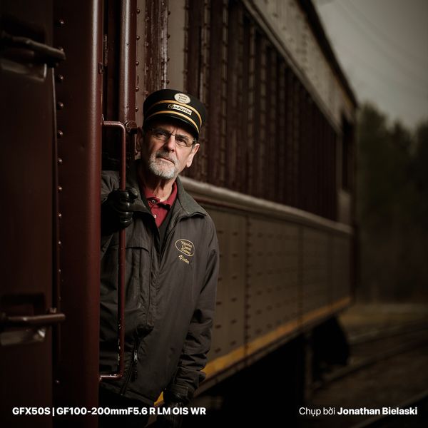 Ống kính Fujinon GF100-200mm F5.6 R LM OIS WR