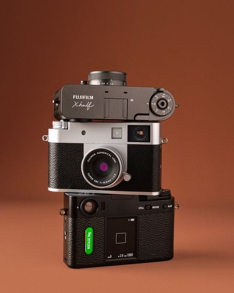 FUJIFILM X half