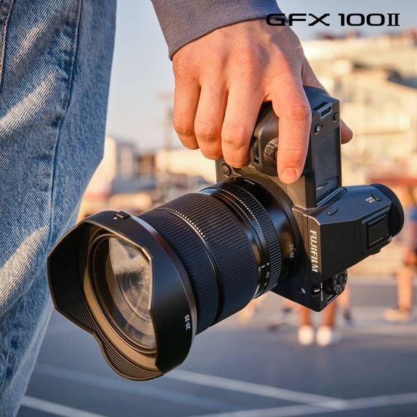 FUJFILM GFX100 II (Tặng thẻ nhớ Exascend 64Gb V90 + Pin W235 + Sạc W235)