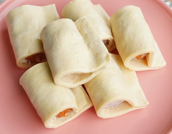  Bánh cuộn xúc xích 75gr x 6( Sausage Roll) 