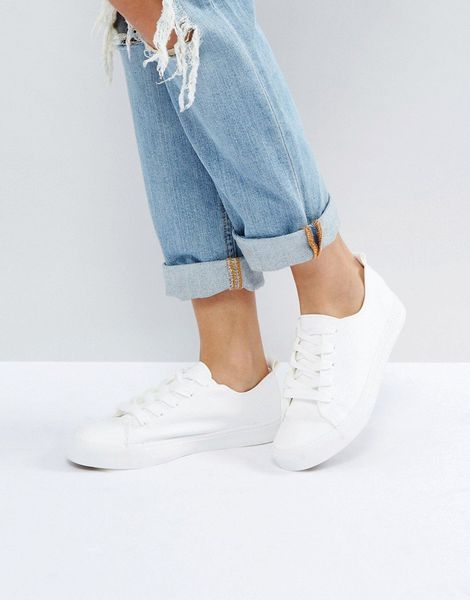 New Look lace up trainer