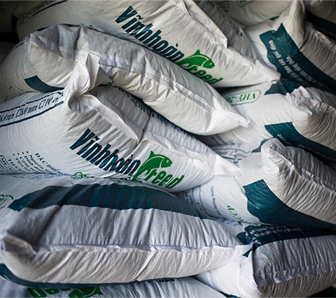 Cám cho cá Tra F - 0122