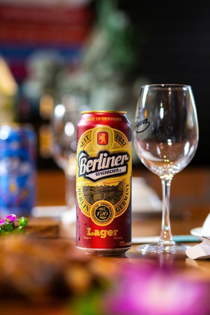 Thùng 12 lon Bia Đức Berliner Strong Bock– 8 độ