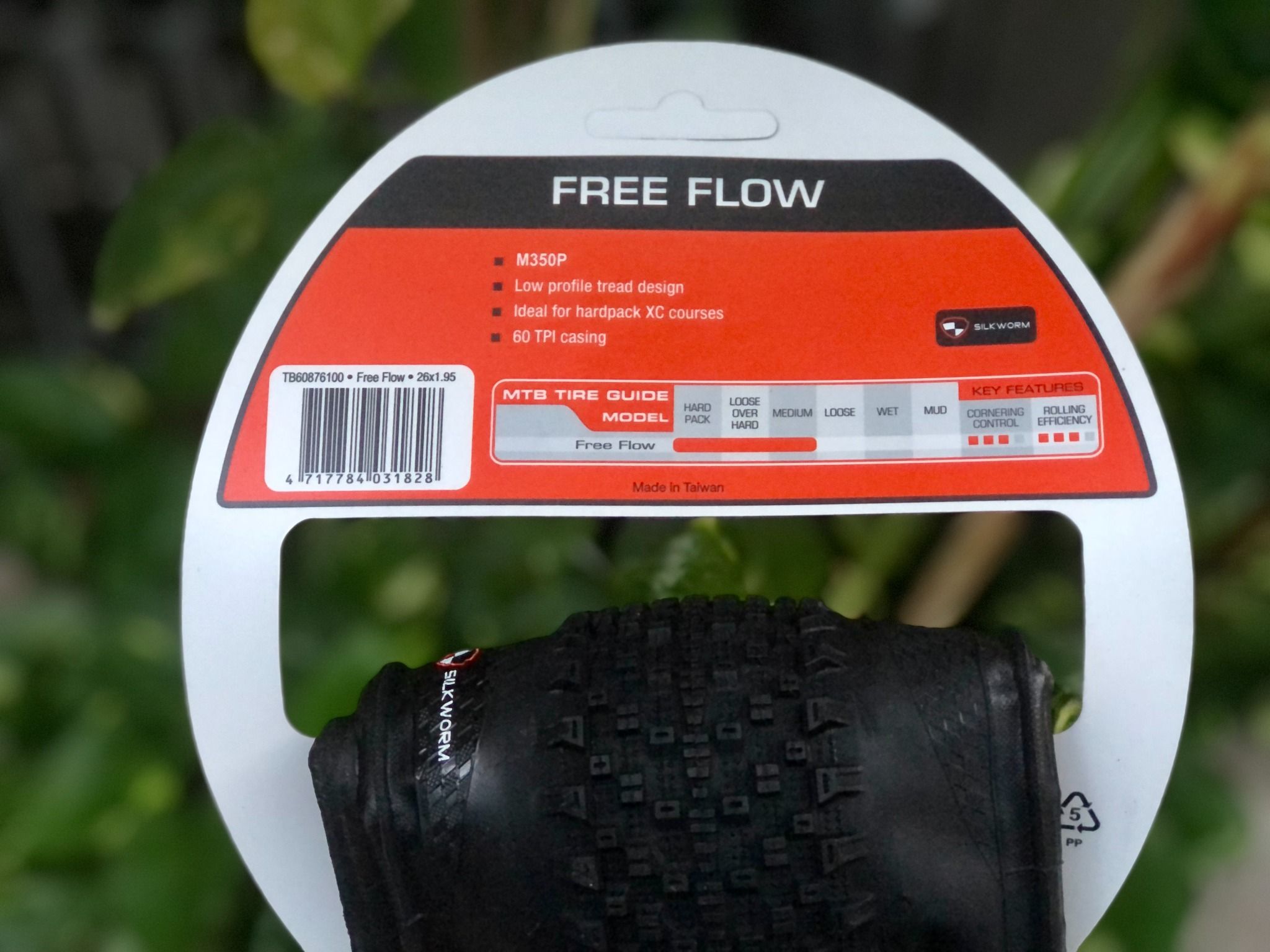  Lốp Maxxis Free Flow M350 26 × 1.95 tanh mềm 