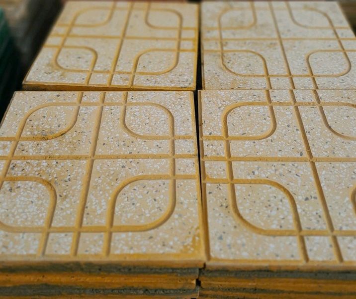  gạch vĩa hè màu vàng 40x40 mắt phụng 