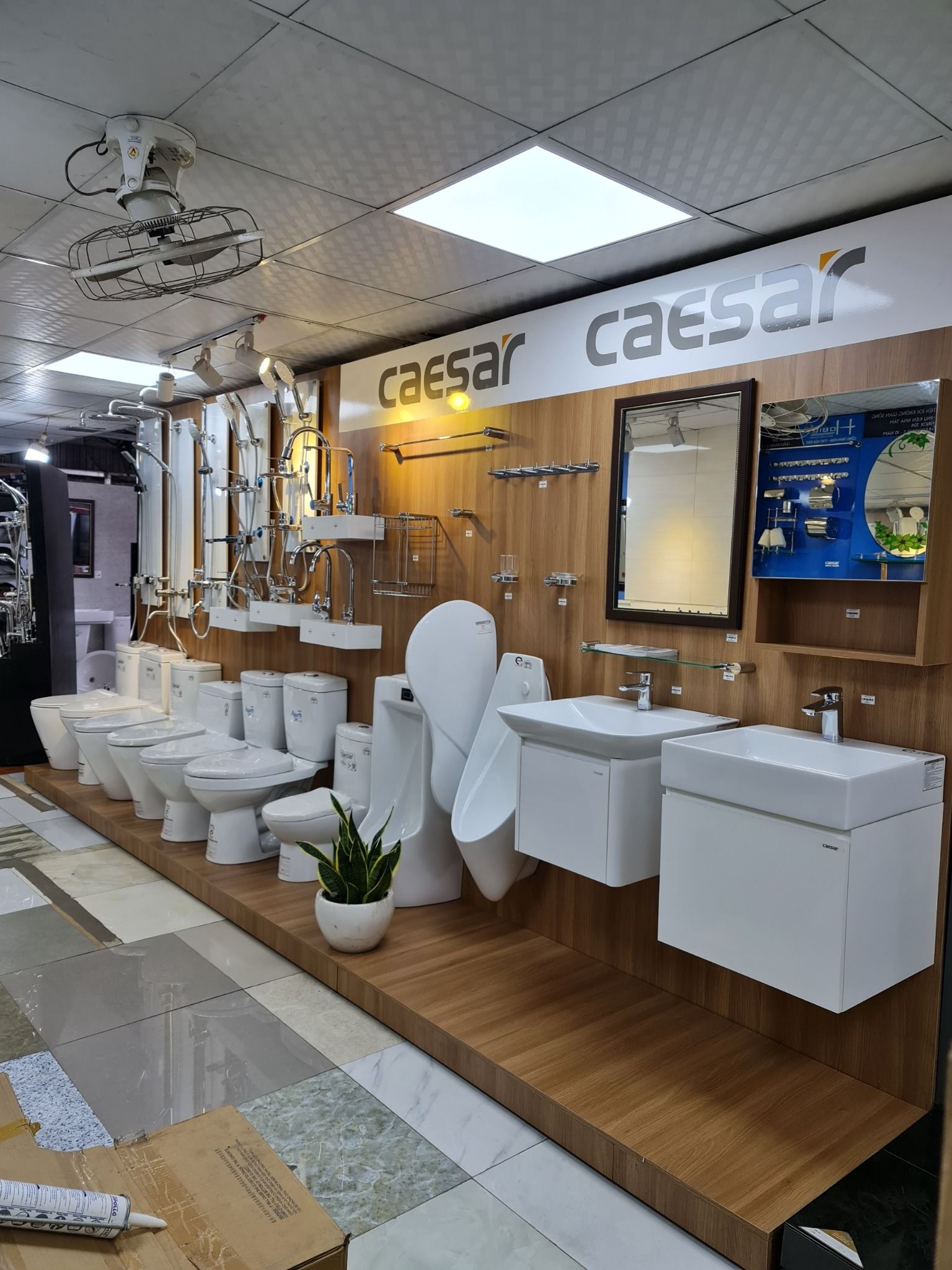  Bàn cầu một khối CD1394 