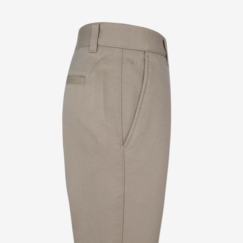Quần kaki nam Regular Fit không ly mã Q2M578R0-CNIN 680-2701-0