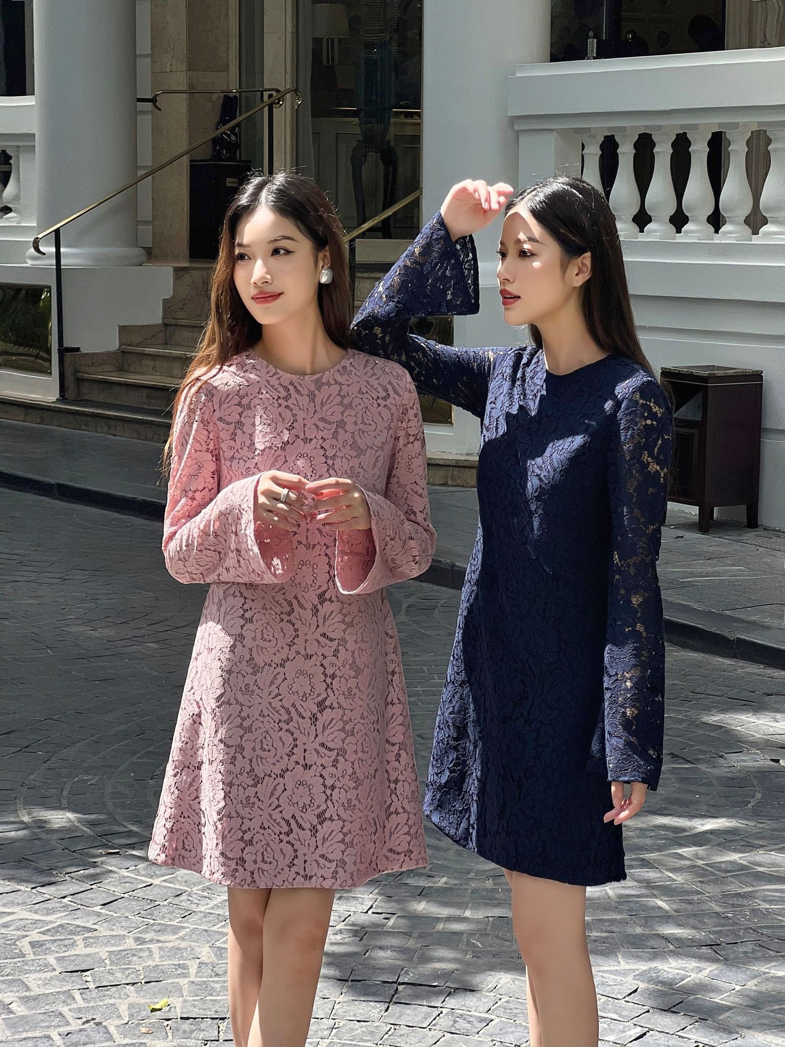  Đầm ren tay loe Mauve Flared Lace dress 