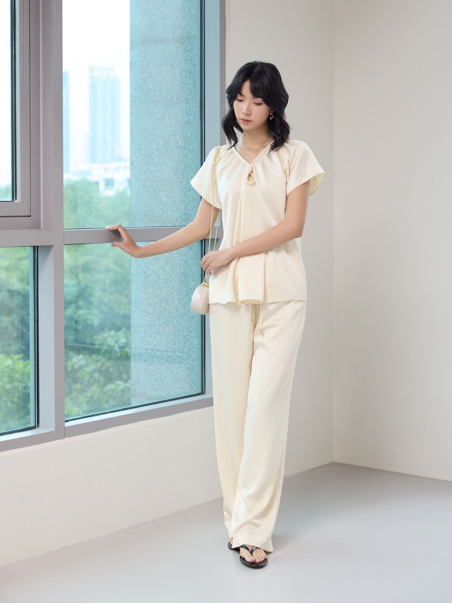  Áo lụa cổ xoắn Mauve Silk Twist top 