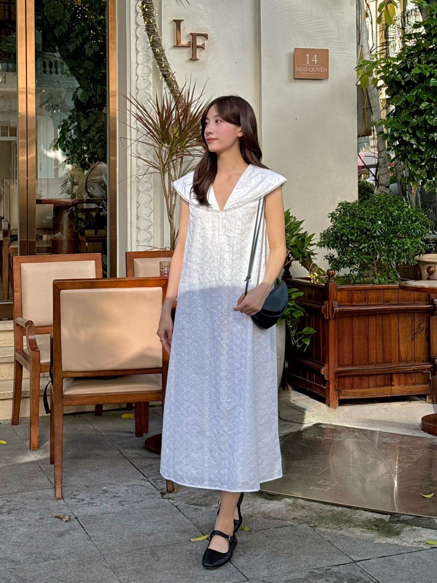  Đầm cotton thêu cổ lá sen Mauve Lotus leaf collar dress 