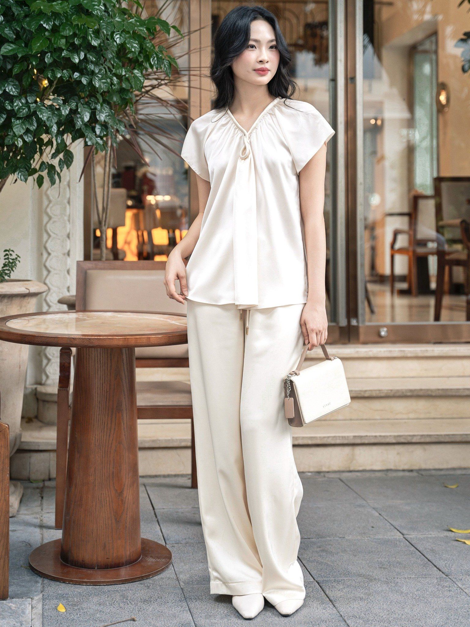  Áo lụa cổ xoắn Mauve Silk Twist top 