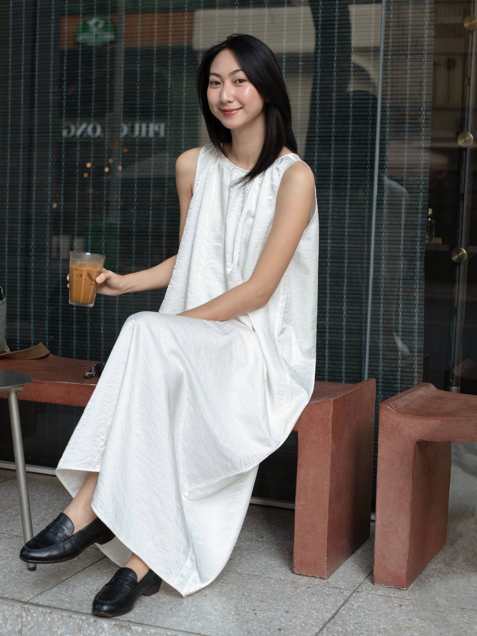  Đầm maxi trắng Mauve Delicate dress 