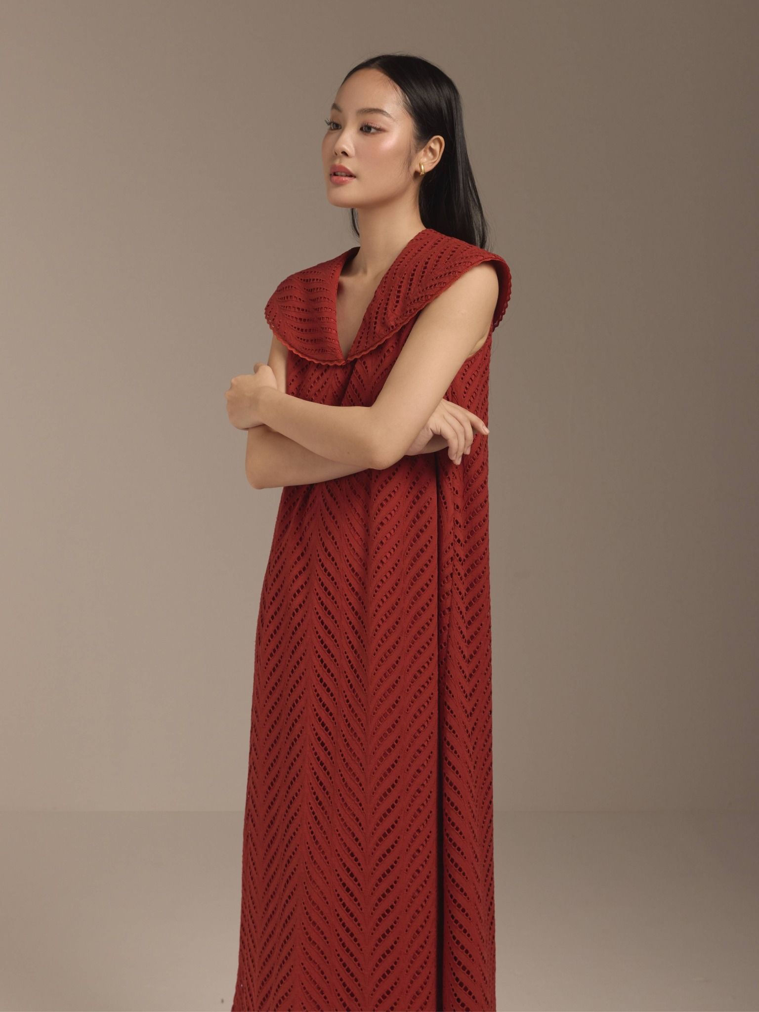 Đầm cotton thêu cổ lá sen Mauve Lotus leaf collar dress 