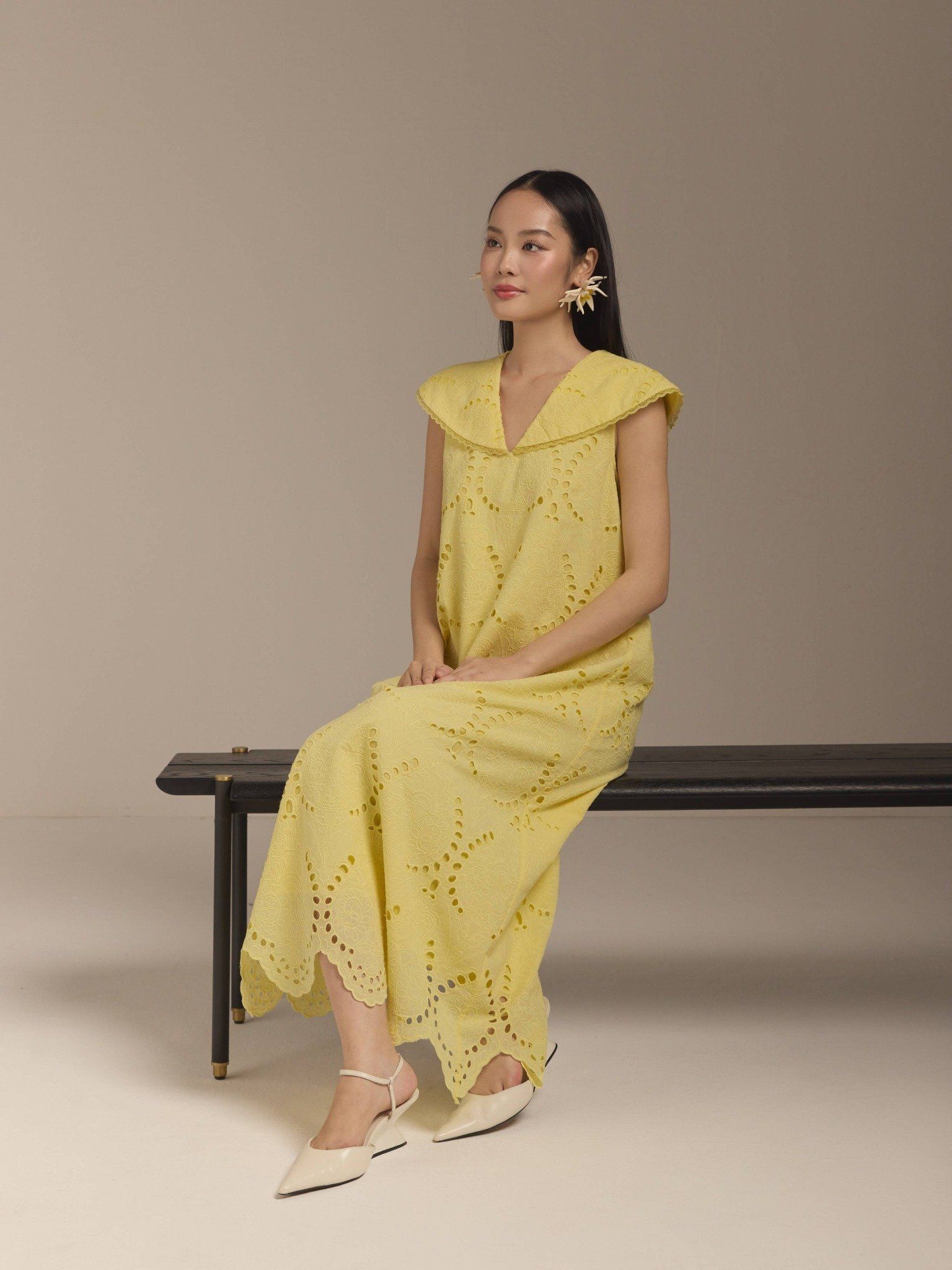  Đầm cotton thêu cổ lá sen Mauve Lotus leaf collar dress 