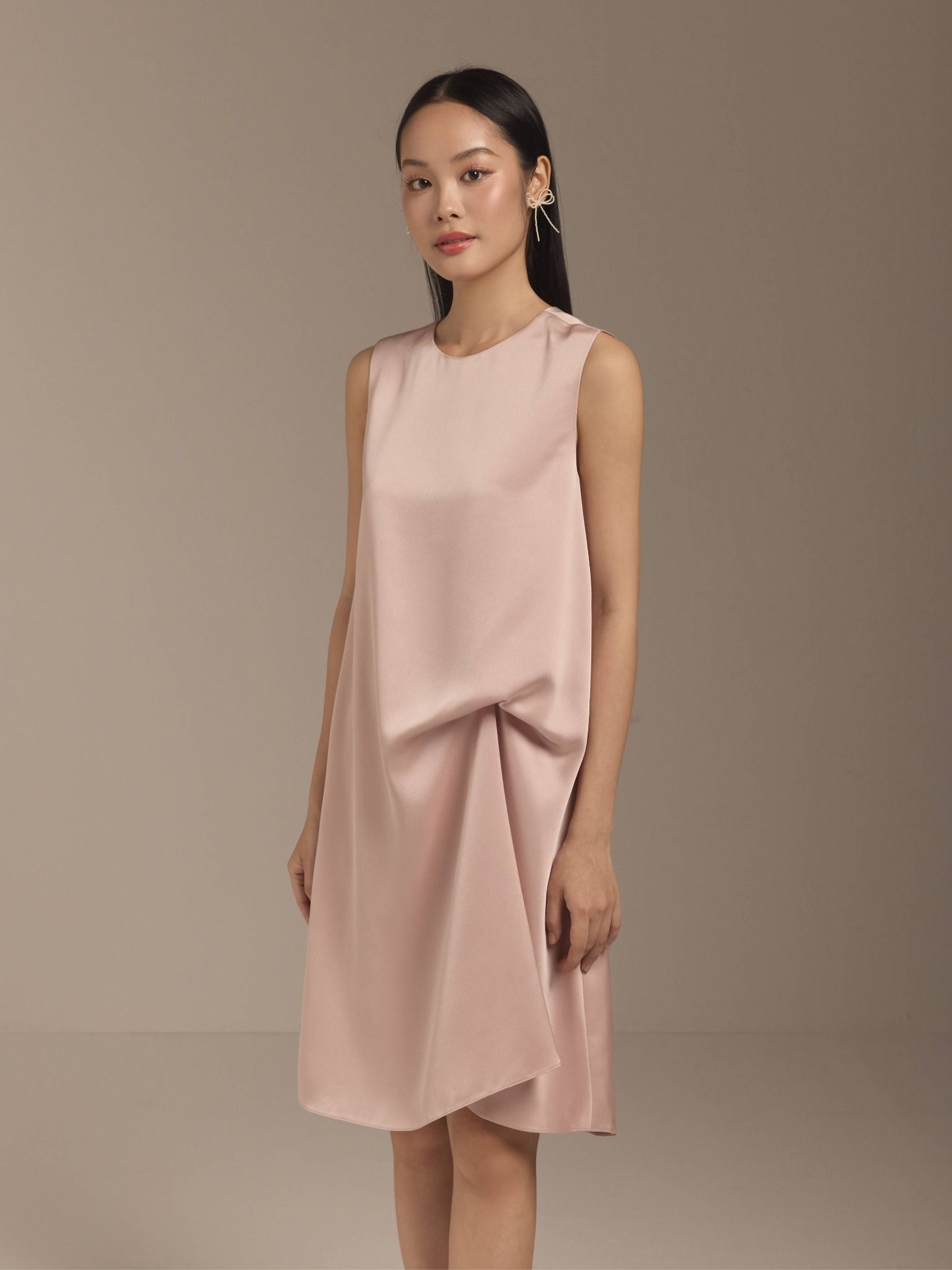  Đầm lụa cách điệu eo Mauve Gathered detail dress 
