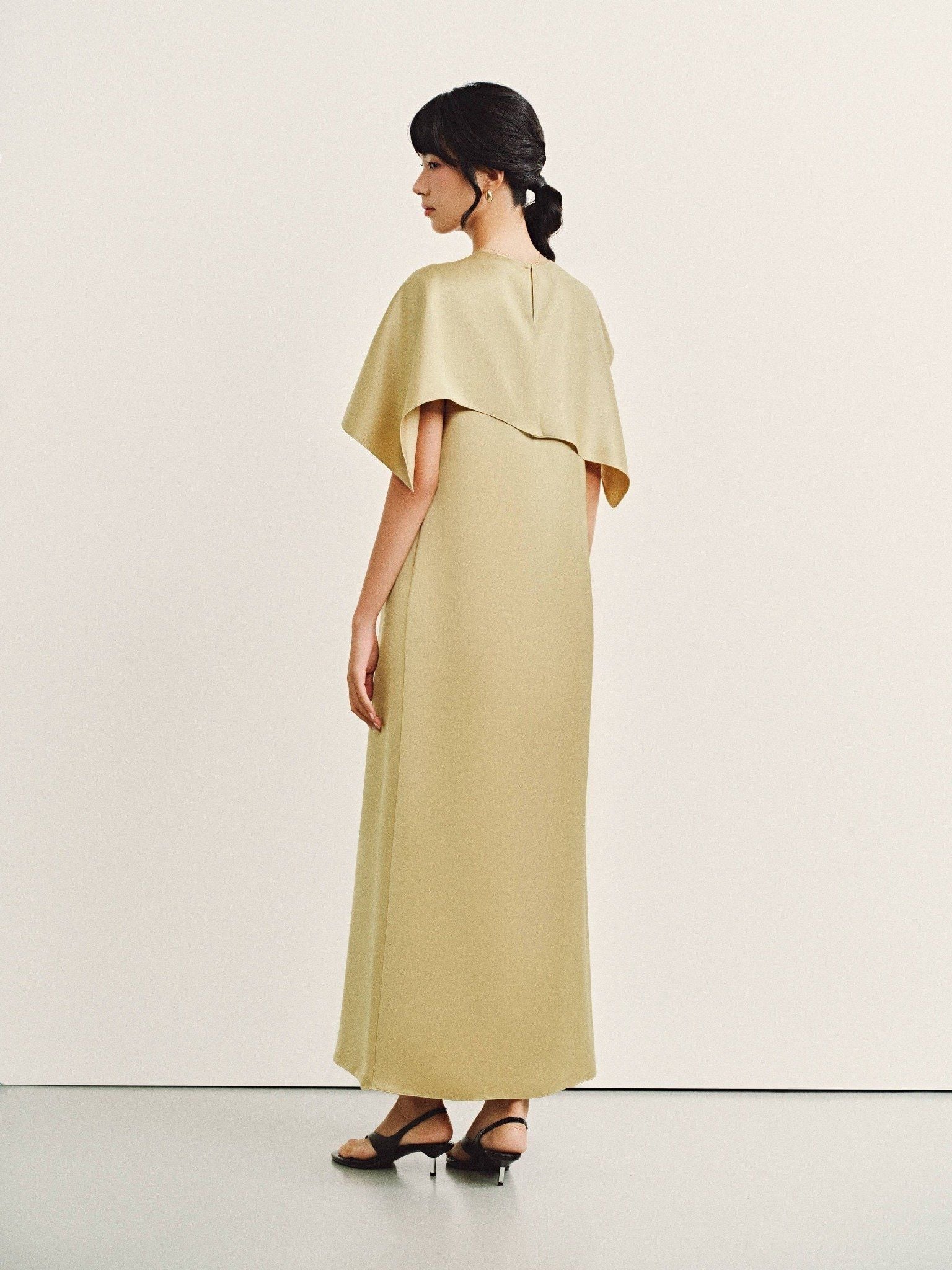  Đầm lụa dài kèm áo choàng | Mauve Cape dress 