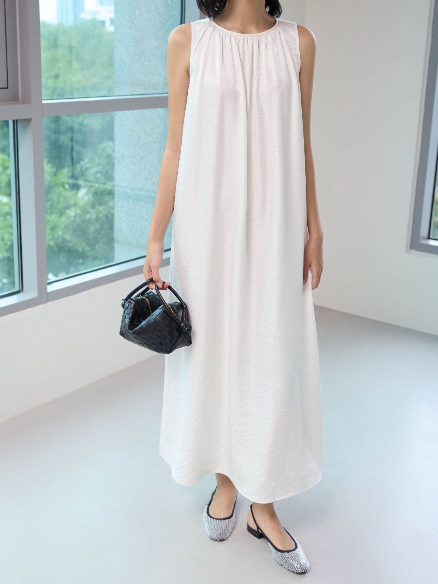  Đầm maxi trắng Mauve Delicate dress 